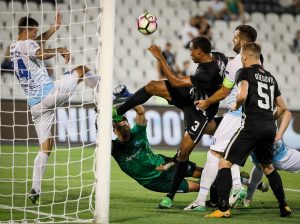 BRZ NOKAUT: Danilo Pantić stavlja jagodu na tortu (VIDEO)