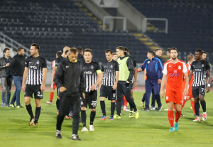 NEKI MALER PRATI PARTIZAN: Iz crno-bele klinike stižu dobra i loša vest (FOTO)