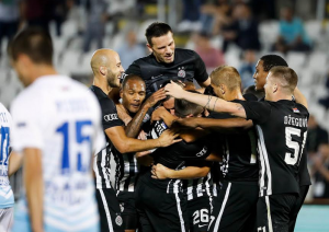 IZBORIO MESTO U AVIONU: Đukić ima novog ‘džokera’ za ispit u Švajcarskoj (FOTO)