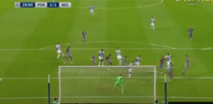 UF: Autogol Duška Tošića u stilu rasnog centarfora (VIDEO)