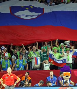 VANREDNO STANJE: Čak 11 aviona iz Ljubljane stiže u Istanbul, a iz Beograda…