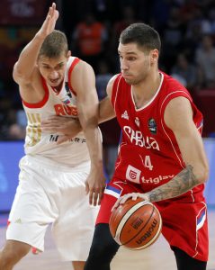 OVO NE VELJA: Bolna grimasa, evo kako se povredio Jović (FOTO)