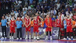 GROM IZ VEDRA NEBA: Još jedan trofejni reprezentativac se oprostio od dresa Srbije! (FOTO)