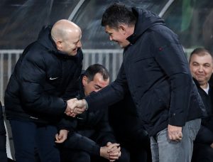 PRED BEOGRADSKI ‘DERBI’: Superligaš neočekivano ostao bez trenera, vraća se bivši šef struke!