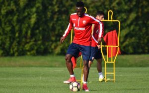 ODIGRAO LIGU ŠAMPIONA PA OTIŠAO: Sjajni štoper se seli u Aziju!