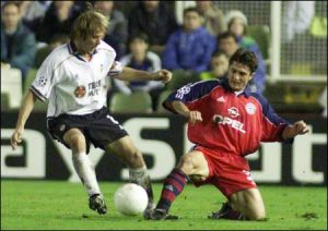 VREMEPLOV: Biksent Lizarazu i volej od kog zastaje dah (VIDEO)