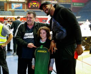 KAKAV ‘HLADAN TUŠ’: Poruka Samjuelsa koja se Grobarima nimalo neće svideti (FOTO)