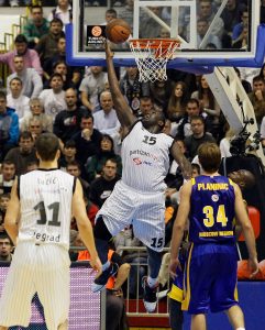 VREMEPLOV: Partizan je obradovao navijače Šekom iz NBA, ali australijskim (VIDEO)