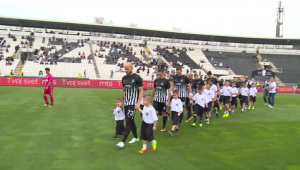 PARTIZAN NAGRADIO SVOG PRVAKA: Omiljeni fudbaler? Talamba! (VIDEO)