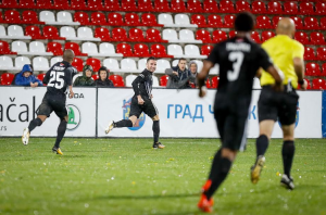 DRUŠTVENE MREŽE GORE: Delije pobesnele zbog suđenja u Čačku, Grobari imaju odgovor! (FOTO)
