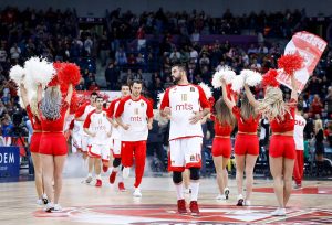 NAVIJAČI BESNI: Jednog košarkaša Zvezde posebno uzeli ‘na zub’ (FOTO)