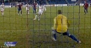 VREMEPLOV: Dan kad je legendarni napadač Hrvatske reprezentacije nestvarnom odbranom sačuvao ‘kožu’ svom timu (VIDEO)