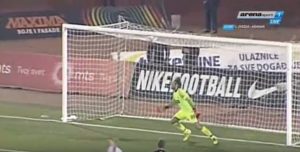 NAJBOLJA ŠANSA UTAKMICE: Još se trese prečka Mudrinskog, deo Grobara skandirao ono što mnogi misle (VIDEO)