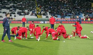 U POTPUNOM RASULU ČEKAJU ‘ORLOVE’: U redovima rivala Srbije bukti rat pred Mondijal! (FOTO)