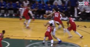 DELI ŠAKOM I KAPOM: Džordan i Grifin svesni kakvog su asistenta dobili, Teo bez gledanja (VIDEO)