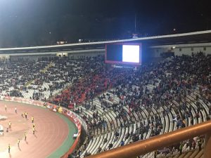 NEPRIKLADNA NUMERA: ‘Orlovi’ jure Mondijal, a na stadionu se čuje pesma koja asocira na potonuće?! (VIDEO)