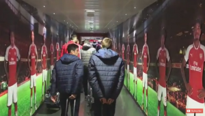 PRVI SNIMCI IZ LONDONA: Što bi Aca Stojanović rekao ‘Dobrodošli na dom fudbalera Arsenala’ (VIDEO)