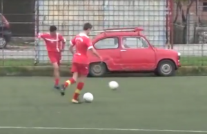 LENJOST ILI GENIJALNOST: Crnogorci korner zastavice postavljaju na način koji do sad niste videli (VIDEO)