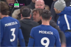 ‘PRŠTALO’ UZ AUT LINIJU: Temperamentni Konte urlao na sudiju, pa završio na tribinama (VIDEO)