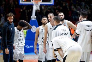 PRAZNIK KOŠARKE: Pobeda Partizana u Novom Pazaru, nisu igrali svi koji su otputovali