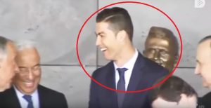 POSLE ISMEVANJA: Sećate se urnebesne Ronaldove statue, biće zamenjena (FOTO)
