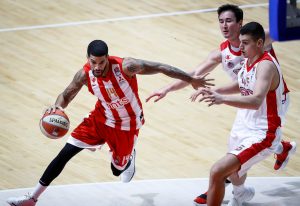 Feldin briljirao, Zvezda dobila FMP