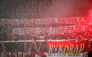 HRVATI BESNI: Delije veličale Mladića i pljunule na vukovarske žrtve! (FOTO) (VIDEO)