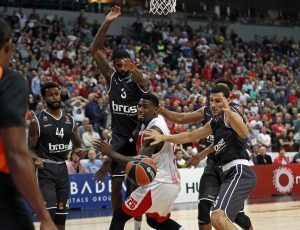 EVROLIGA: Prvi poraz Zvezde na svom terenu po notama arbitara (FOTO)