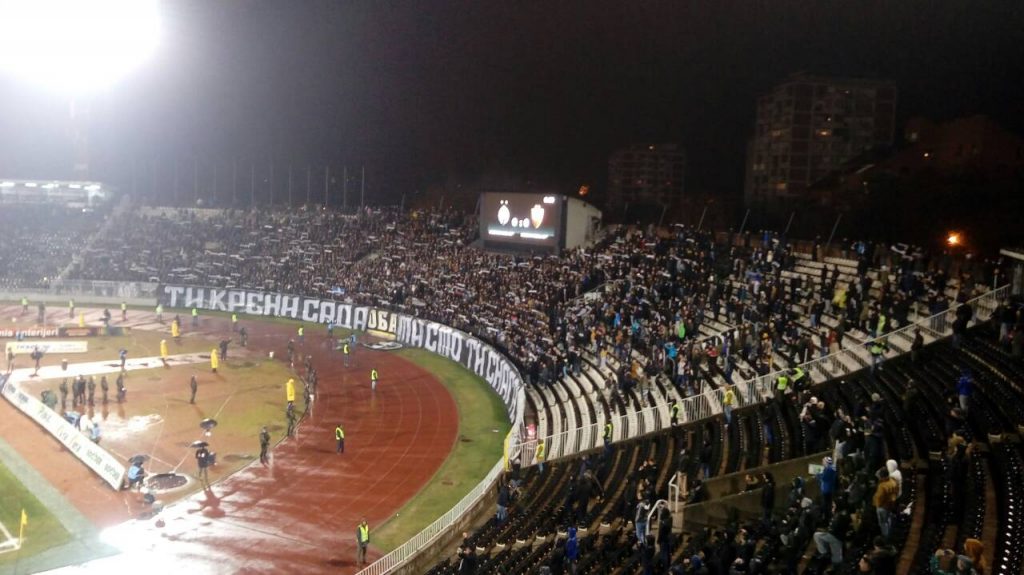 DIREKTNO IZ HUMSKE: Pogledajte atmosferu na tribinama stadiona Partizana (FOTO) (VIDEO)