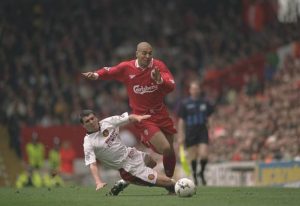 NEKADA LUDOVAO SA ĐANIJEM: A sada je kontroverzni engleski napadač uživao u beogradskom derbiju (VIDEO)