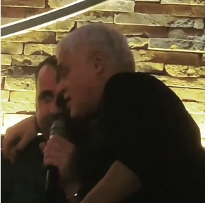 SVE JE OVO NORMALNO: Kad se Muta Nikolić i Grof Božović nađu zajedno u provodu to izgleda ovako… (VIDEO)