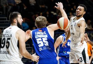 KAKO BEZ NJEGA: Mornar možda bez najboljeg igrača ide na Zvezdu (FOTO)