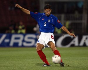 GDE SU, ŠTA RADE: Sa Zvezdom osvojio duplu krunu, pa u Premijer ligi predstavljen na uvrnut i bizaran način (VIDEO)