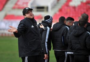 LALATOVIĆ U NEVERICI: Novi prelom fudbalera Čukaričkog! (FOTO)