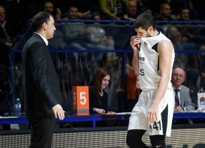 PARTIZAN U LAKTAŠIMA: Da pobedom ostanemo u plej-of trci