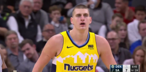 NBA: Jokić izludeo Gasola sa 23 poena, ali je pao u senku ‘šuterske klinike’ Davisa Bertansa! (VIDEO)
