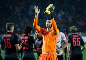 GREŠKA KARIJERE LEGENDARNOG GOLMANA: Nismo navikli da viđamo ovo! Kiks koji će ga skupo koštati (VIDEO)