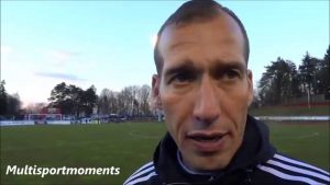 NEMILE SCENE: Trener višestrukog šampiona Nemačke dobio srčani udar, utakmica prekinuta!