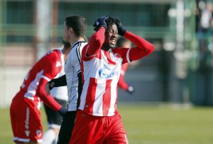 VELIKI PEH ZA ZVEZDU: Boaći doživeo povredu na test utakmici sa Sileksom! (FOTO)