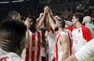 ZVIŽDUCI, APLAUZI, BES, SREĆA… Sedam najupečatljivijih fotografija sa večerašnjeg trijumfa Zvezde, odaberite najbolju (ANKETA)