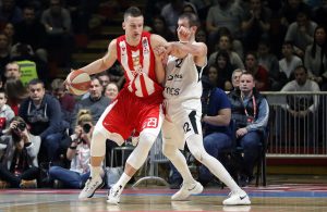 PODRŠKA IZ INOSTRANSTVA: I jedno veliko ime evropske i (uskoro) svetske košarke pratilo pobedu Zvezde u večitom derbiju (FOTO)