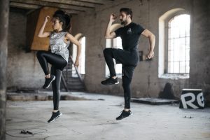 ŽELITE LI DA BUDETE BRŽI: Pet vežbi bez kojih ne počinjite trening (FOTO)