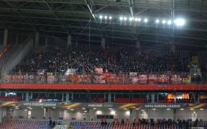 PORED HILJADU DELIJA: Zvezda u Moskvi imala dva specijalna navijača – ‘Američkog Srbina’ i bivšeg košarkaškog reprezentativca (VIDEO)