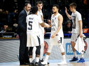 PARTIZANE, REAGUJ: Košarkaš otkrio američkim medijima, crno-beli mogu lako da ostanu bez njega (FOTO)