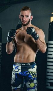 JOŠ JEDAN SRPSKI MMA BORAC NA VELIKOJ SCENI: ‘Lovac na glave’ postao član poljske promocije, prvi rival mu je bivši KSW as!