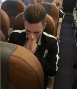 SKANDAL U RUSIJI: Fudbaler novcem brisao nos, a posebno su šokirale njegove reči (VIDEO)