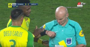 STIGLA KAZNA: ‘Sudija udarač’ u Francuskoj dobio tešku suspenziju (VIDEO)