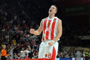 STRANCI BRUJE: Šta će navijači sada reći – tek je stigao, a Alen Omić već odlazi iz Crvene zvezde?!