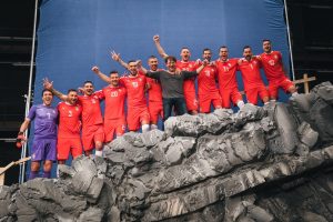 ‘RUSIJA, BOG TE VIDEO’: Bjela snimio spot za Mundijal, evo kako su se snašli naši najbolji fudbaleri – uz specijalno pivo (VIDEO)