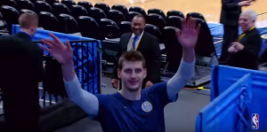 JOKIĆ ZVEZDA NOVE NBA REKLAME: Njegov nadimak jeste ‘džoker’, ali se sa njim ne treba šaliti (VIDEO)